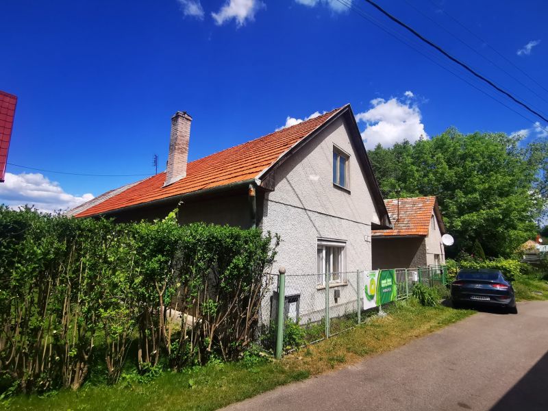 REZERVOVANÉ: rodinný dom/chalupa v Lehote pod Vtáčnikom